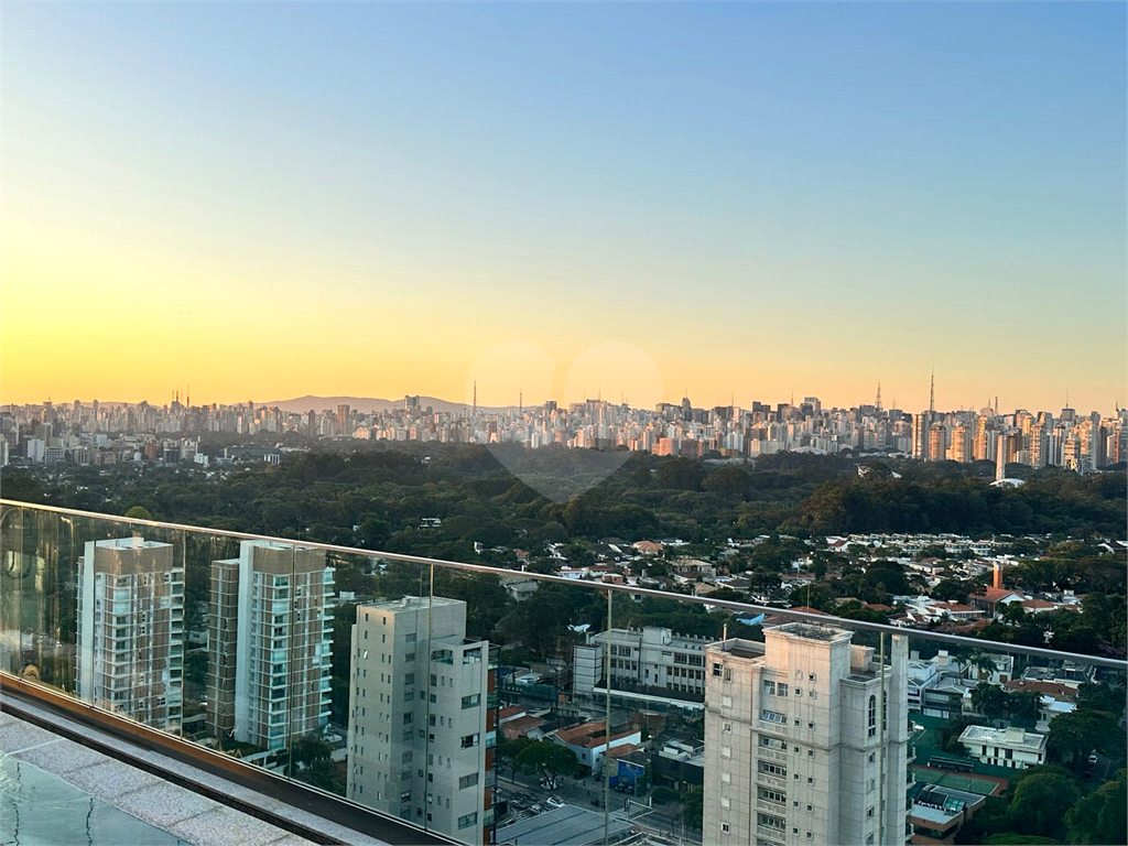 Apartamento em Moema para  venda ou locação