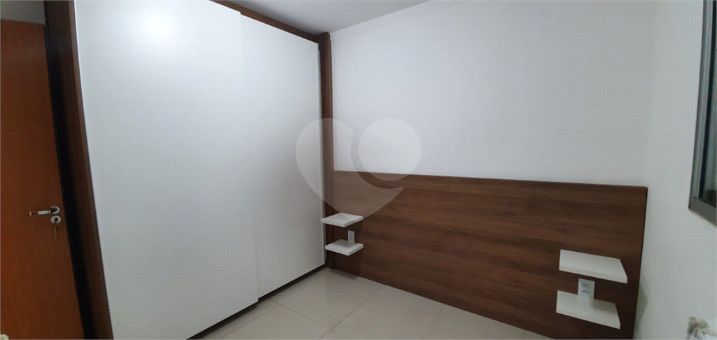 Apartamento à venda com 2 quartos, 45m² - Foto 4