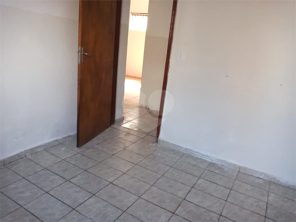 Casa à venda com 2 quartos, 130m² - Foto 23