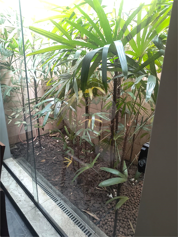 Casa Térrea Espaçosa no Parque Novo Mundo

