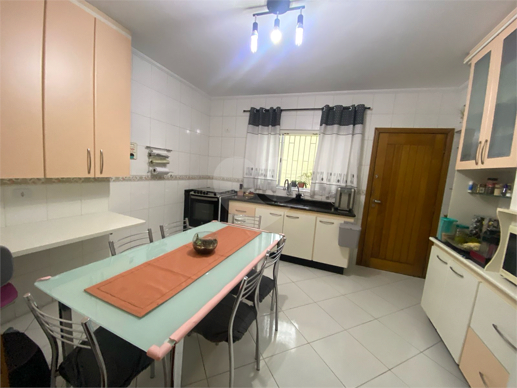 VENDA - Sobrado à Venda - 180m² | 3 Dormitórios |3 Vagas e 3 Suítes em Guarulhos