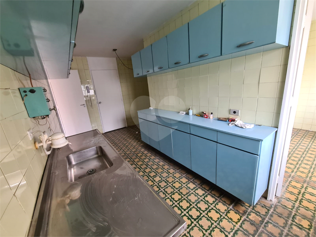 APARTAMENTO em SANTANA