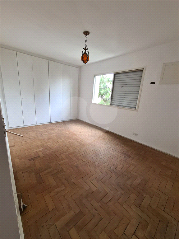 APARTAMENTO em SANTANA