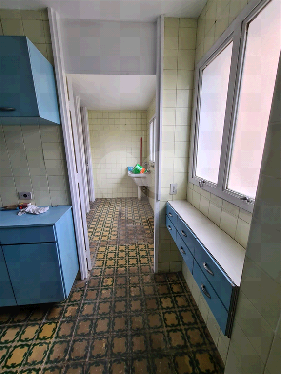 APARTAMENTO em SANTANA