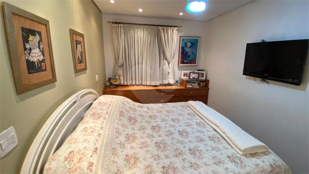 APARTAMENTO em SANTANA