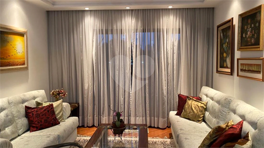 APARTAMENTO em SANTANA