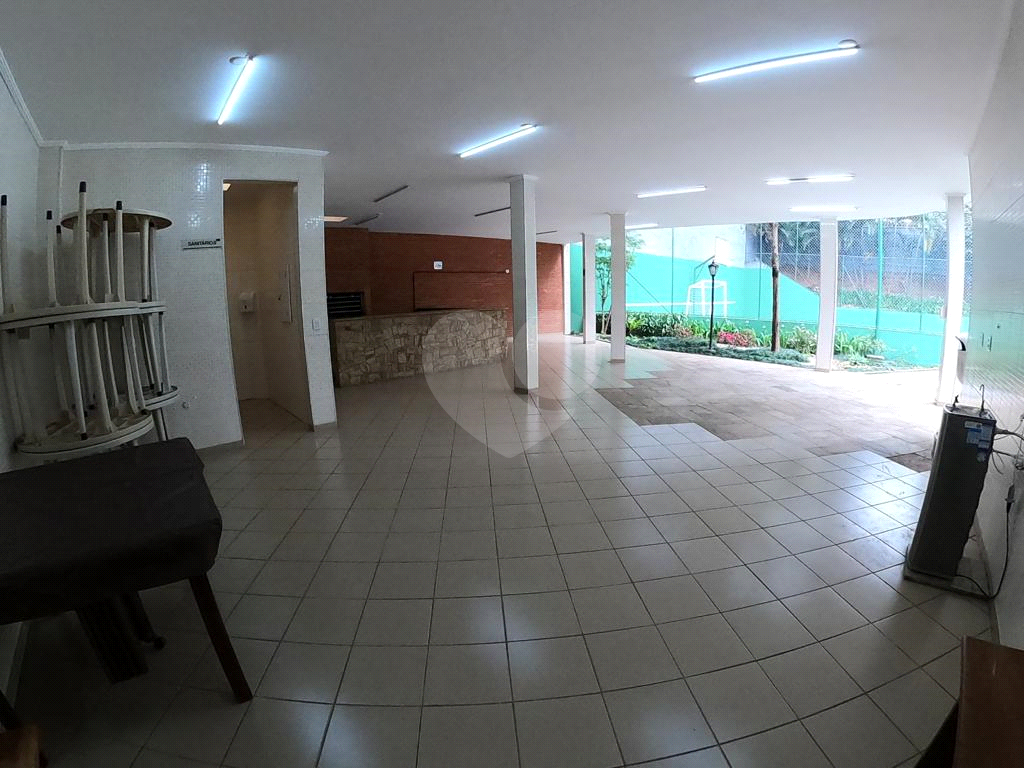 APARTAMENTO em SANTANA