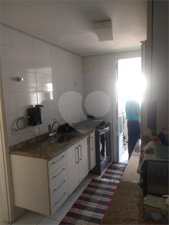 APARTAMENTO em PARADA INGLESA