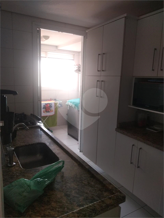 APARTAMENTO em PARADA INGLESA