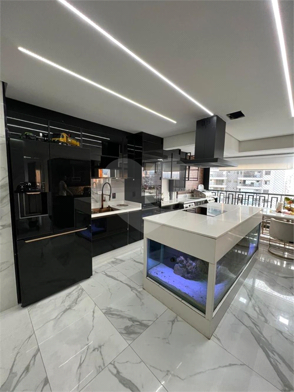 APARTAMENTO em SANTANA