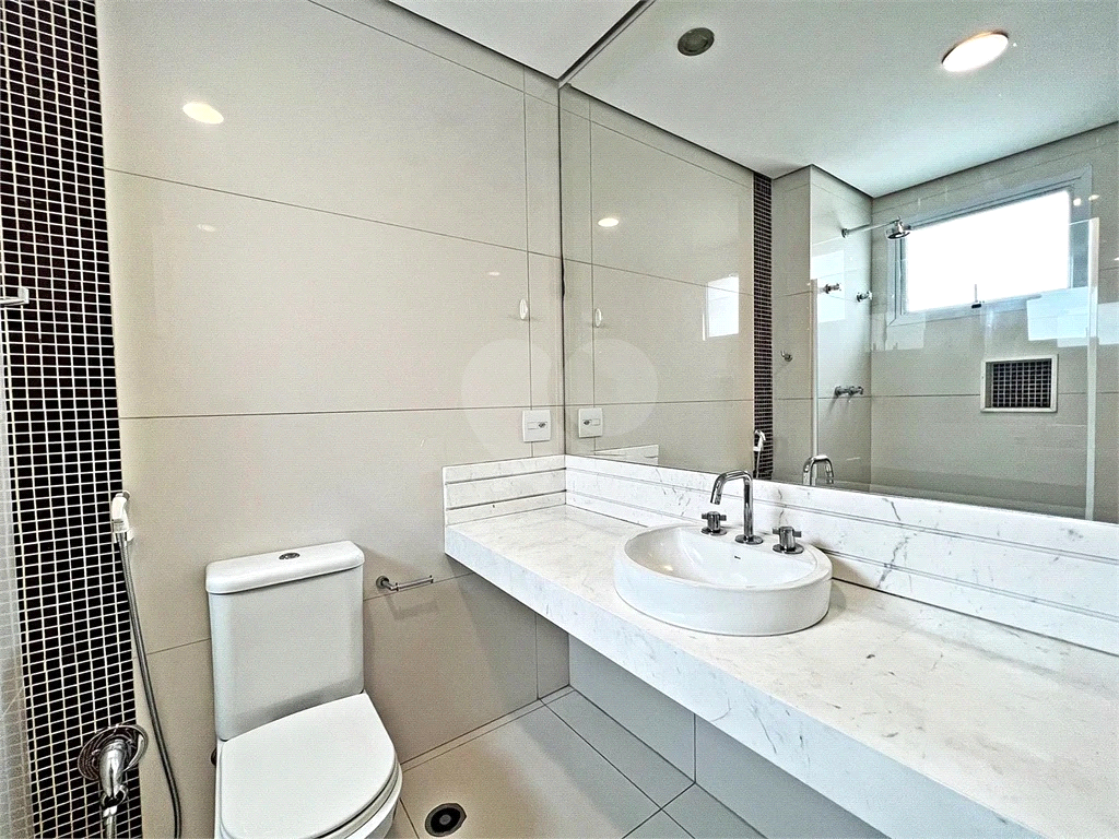 APARTAMENTO em SANTANA