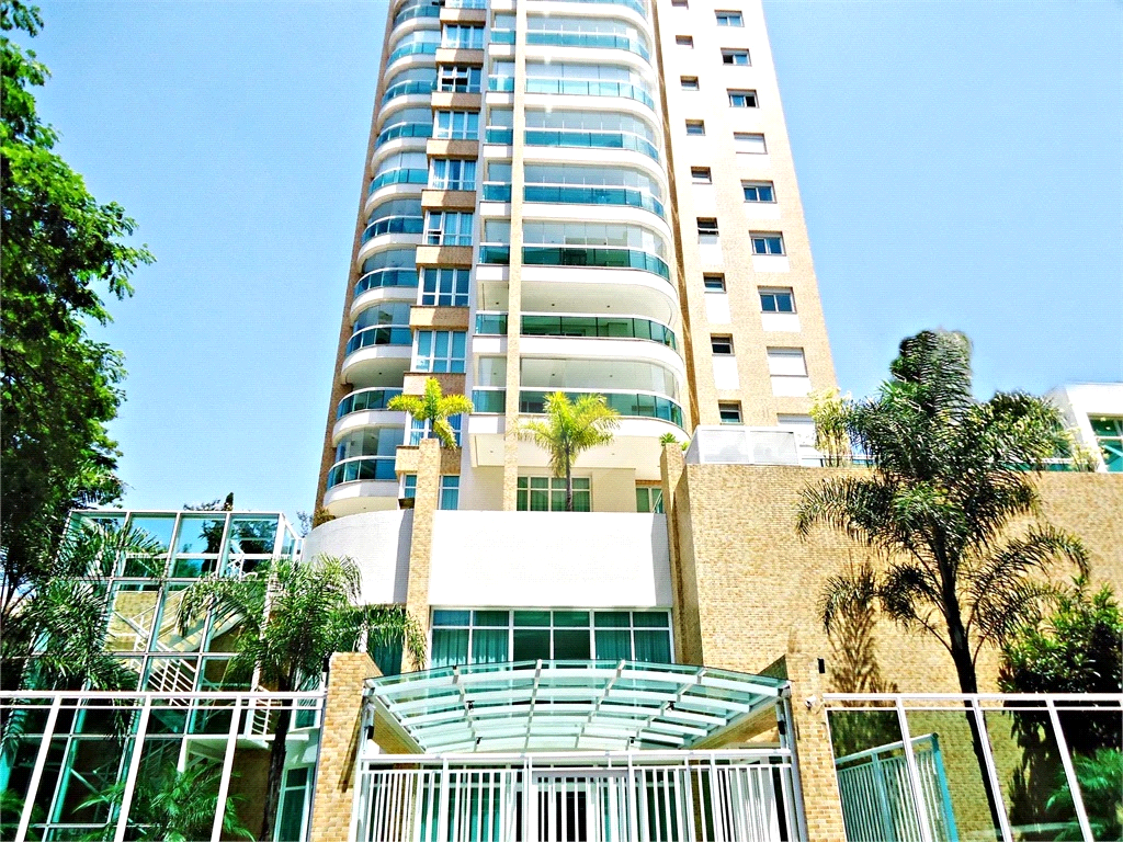 APARTAMENTO em SANTANA