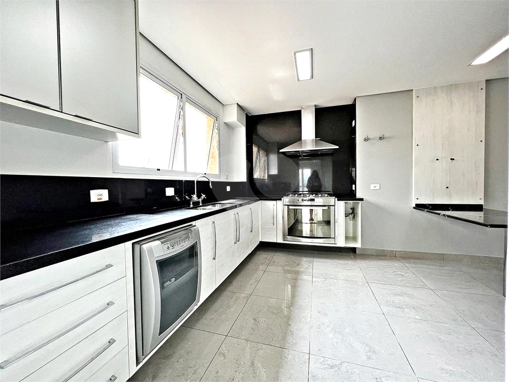 APARTAMENTO em SANTANA