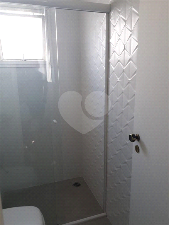 APARTAMENTO em VILA AUGUSTA
