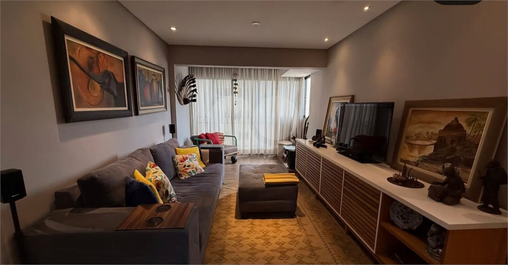 Vende-se apartamento reformado em Santa Teresinha / Zona Norte / SP