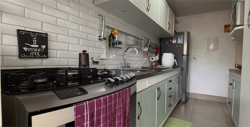 Vende-se apartamento reformado em Santa Teresinha / Zona Norte / SP