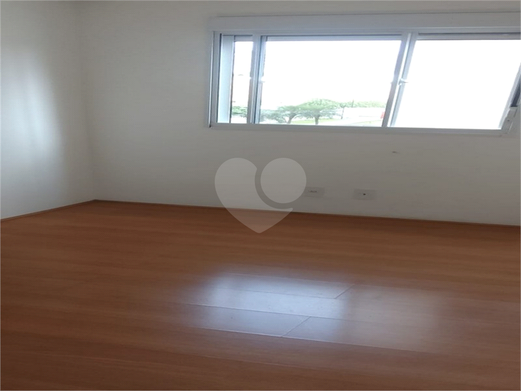 APARTAMENTO em VILA GUILHERME