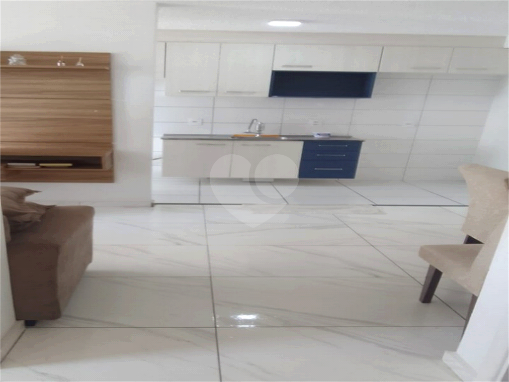 APARTAMENTO em VILA GUILHERME