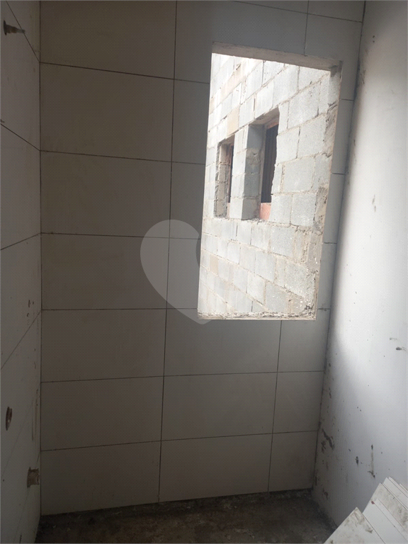 Apartamento de 1 Dormitório com elevador por R$225.000 próx. Av, Eng. Caetano Álvares 