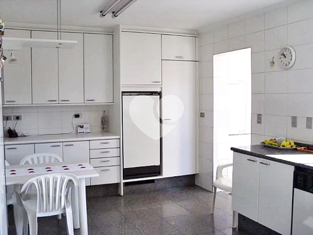 Sobrado à venda com 3 quartos, 500m² - Foto 15