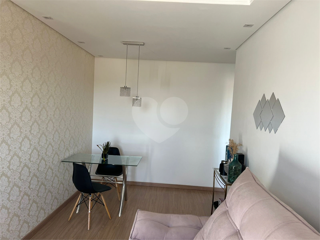 Apartamento à venda com 2 quartos, 46m² - Foto 3