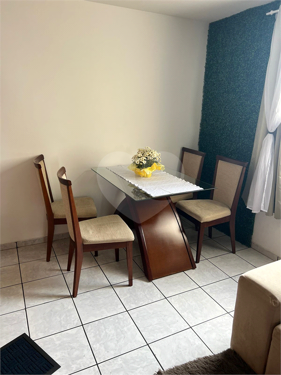 Apartamento com 2 dormitórios e 1 vaga no Tremebe