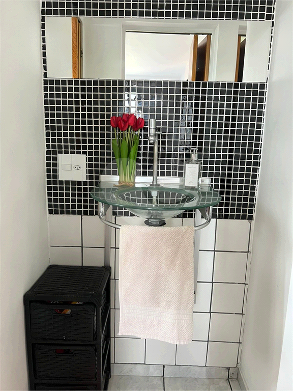 Apartamento com 2 dormitórios e 1 vaga no Tremebe