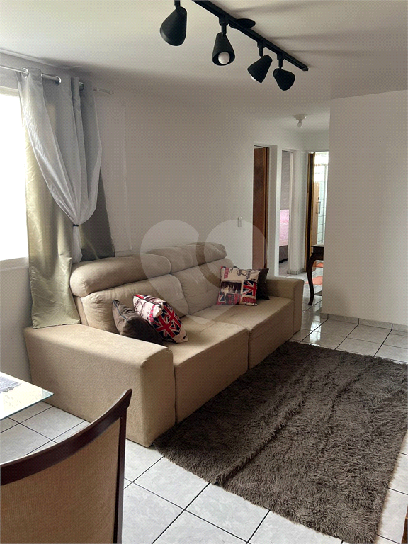 Apartamento com 2 dormitórios e 1 vaga no Tremebe