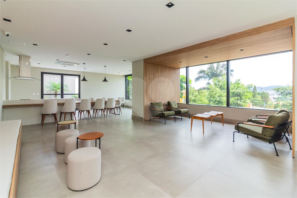 APARTAMENTO À VENDA NA LAPA COM 2 QUARTOS - 1 VAGA.