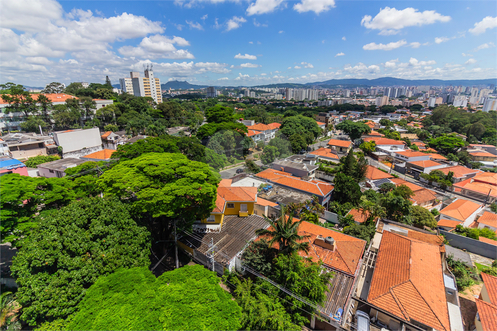 APARTAMENTO À VENDA NA LAPA COM 2 QUARTOS - 1 VAGA.