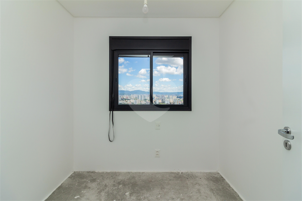 APARTAMENTO À VENDA NA LAPA COM 2 QUARTOS - 1 VAGA.