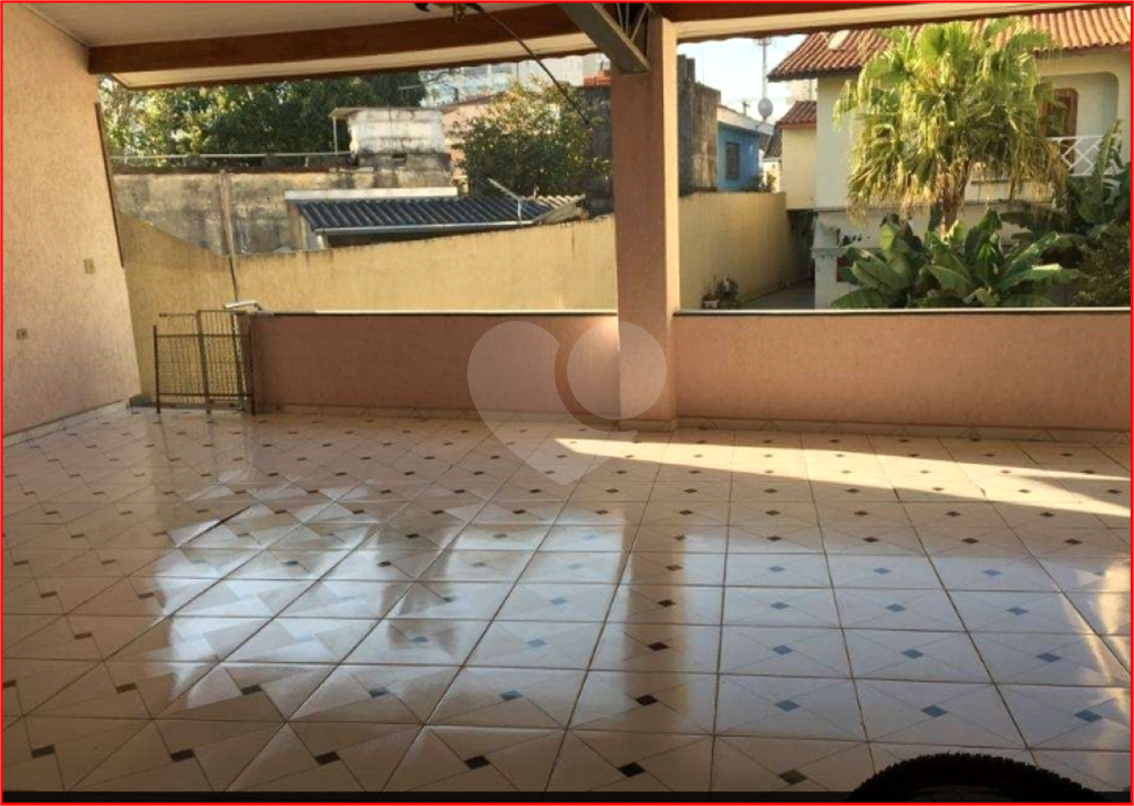 SOBRADO em VILA ROSÁLIA