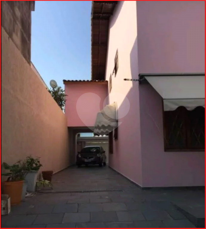SOBRADO em VILA ROSÁLIA