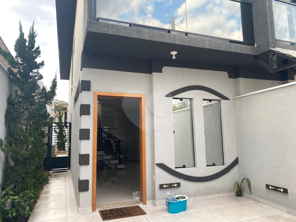 Sobrado à venda com 2 quartos, 162m² - Foto 1