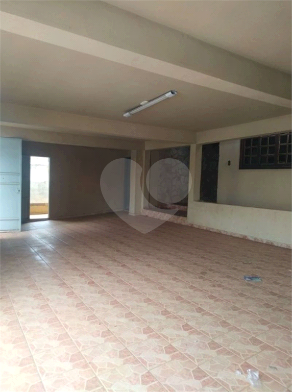 Casa à venda com 3 quartos, 260m² - Foto 18