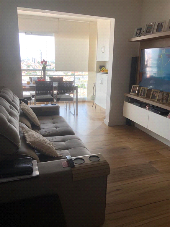 Apartamento à venda com 2 quartos, 63m² - Foto 3