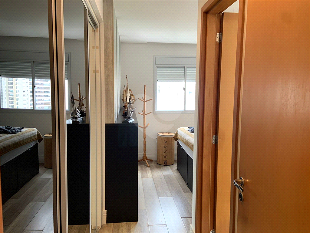 Apartamento para venda com locação compra para investimento na Vila Andrade de Porteira Fechada!