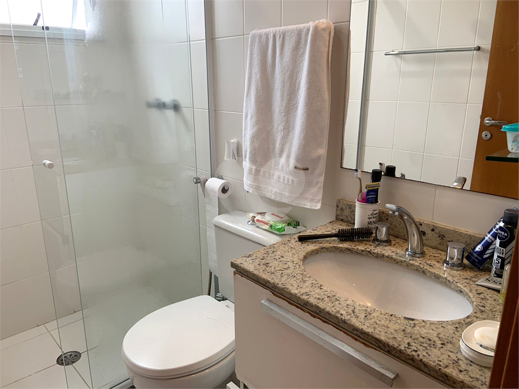 Apartamento para venda com locação compra para investimento na Vila Andrade de Porteira Fechada!