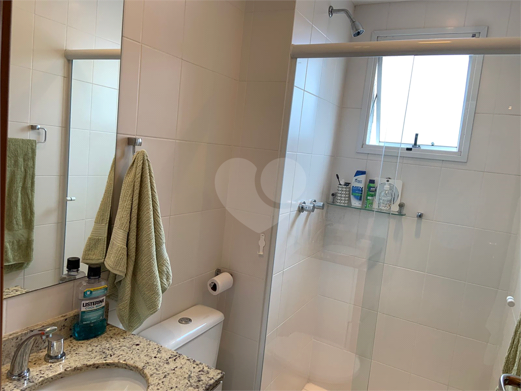 Apartamento para venda com locação compra para investimento na Vila Andrade de Porteira Fechada!