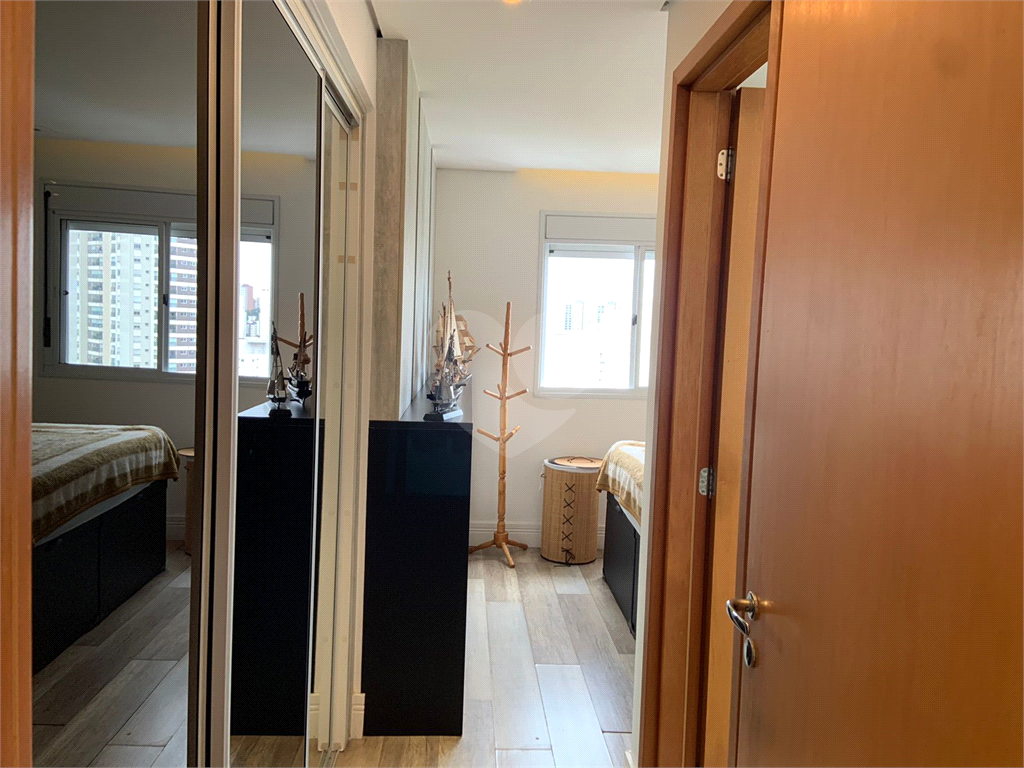 Apartamento para venda com locação compra para investimento na Vila Andrade de Porteira Fechada!