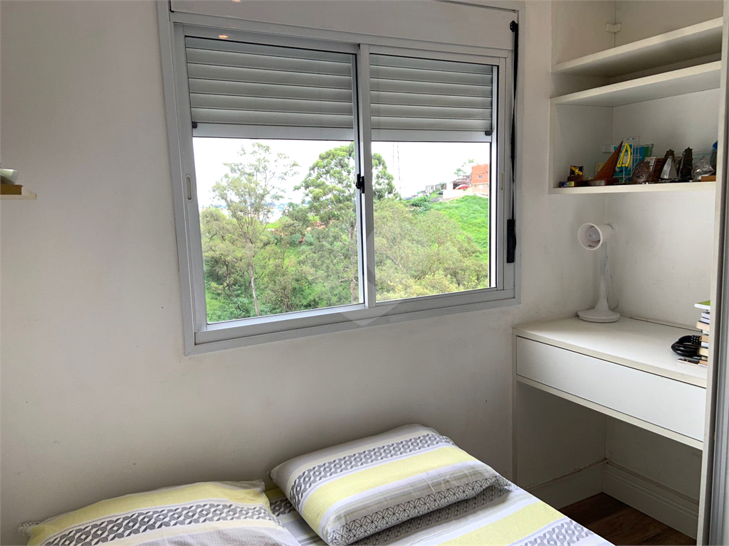 Apartamento para venda com locação compra para investimento na Vila Andrade de Porteira Fechada!