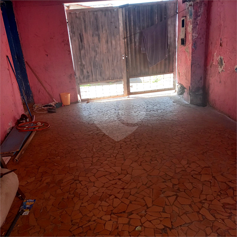 Casa à venda com 2 quartos, 200m² - Foto 5