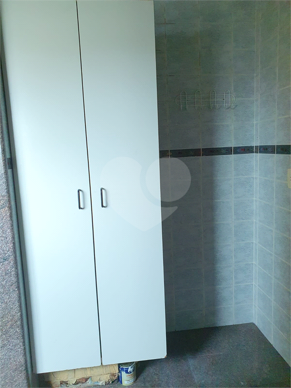 APARTAMENTO em CAMPO BELO