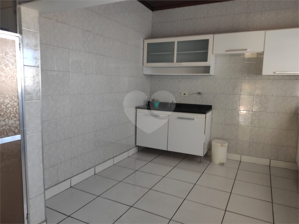 Casa à venda com 4 quartos, 180m² - Foto 8