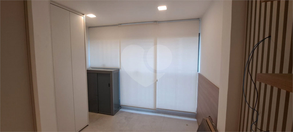 EST[UDIO MOBILIADO PARA LOCAÇÃO NOS JARDINS 