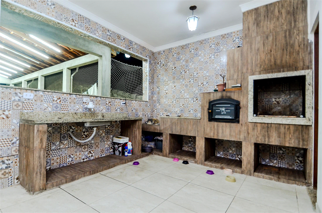 CASA em JARDIM ADRIANA