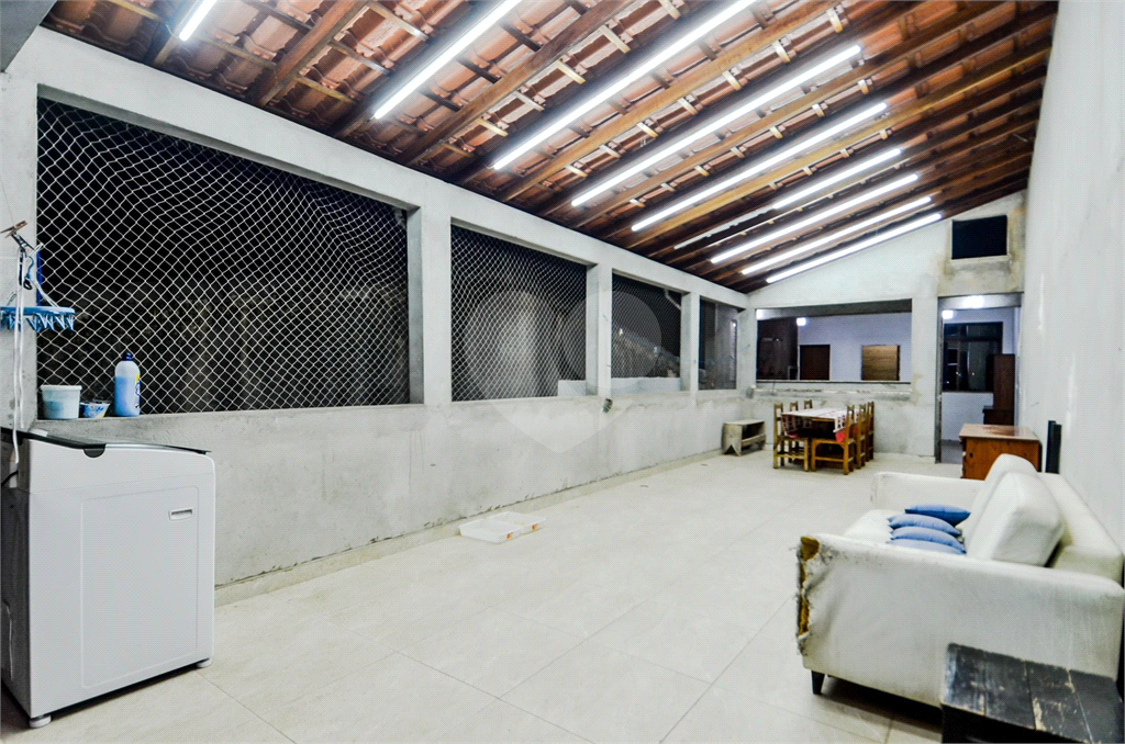 CASA em JARDIM ADRIANA