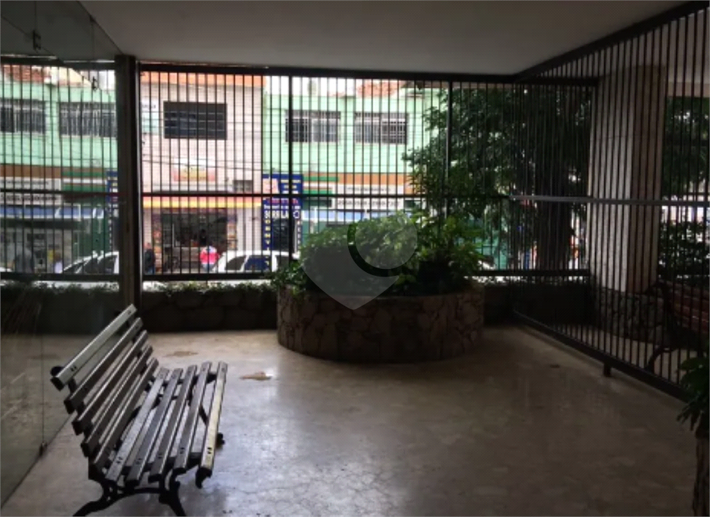 APARTAMENTO em SANTANA