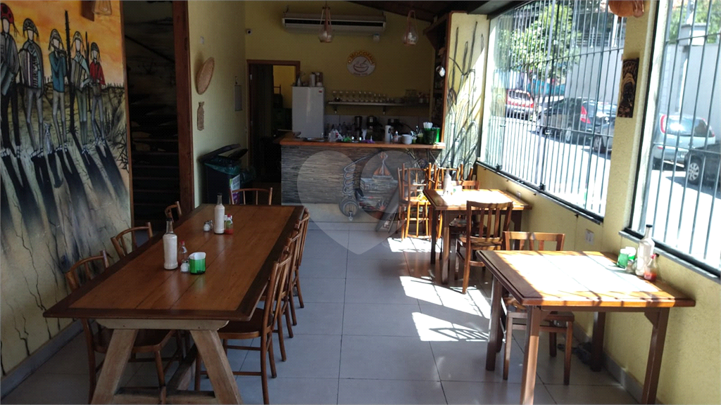 Restaurante Renomado e totalmente equipado em Excelente localização totalmente regularizado, 