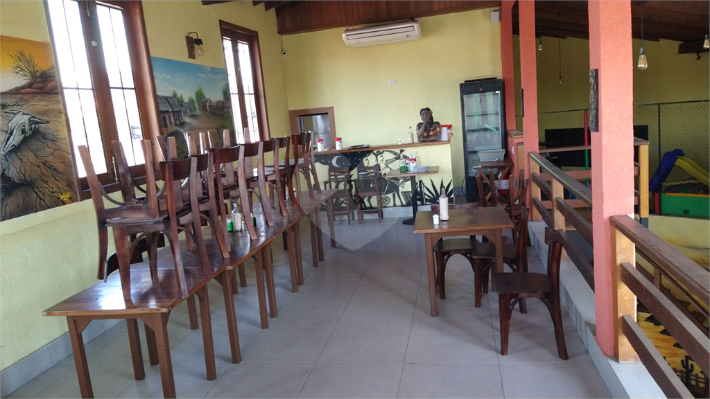 Restaurante Renomado e totalmente equipado em Excelente localização totalmente regularizado, 